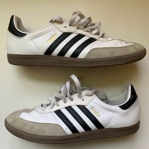 Adidas Samba. Used. Come with replacement box. Great shoe for casual look.